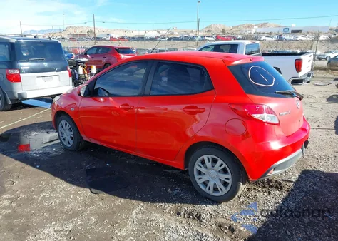 2013 Mazda Mazda2 Sport из США, поврежденный, VIN JM1DE1KZ3D0156723